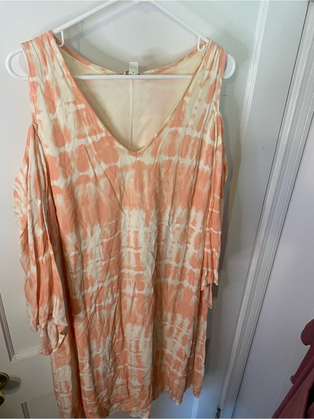 Cato Peach and Cream Tie-Dye Cold-Shoulder Dress